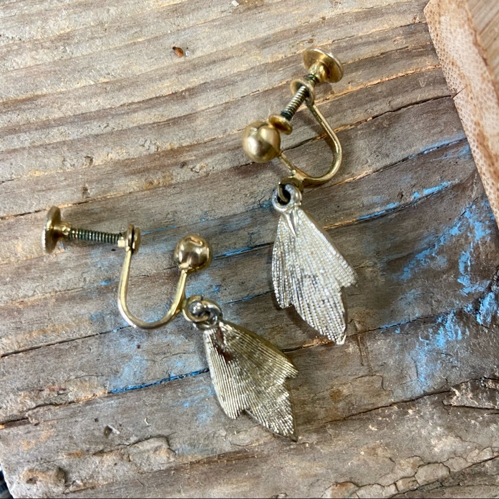 Vintage Clip On Earrings, Beautiful Hammered Leaf Drop Earrings Golden Fall